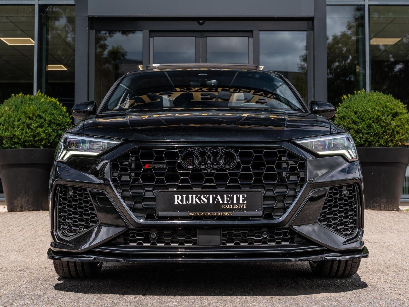 Audi RSQ3 SPORTBACK 2.5 TFSI Quattro|PANO|360°|SONOS|ACC|21, Auto's, Automaat, Gebruikt, 1675 kg, Met garantie (alle)