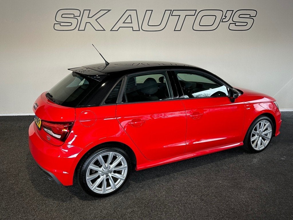 Audi A1 1.0 TFSI ADRENALIN l NAP l 5DRS l CRUISE l BLUETOOTH, Auto's, Audi, Voorwielaandrijving, Euro 6, 95 pk, Met garantie (alle)