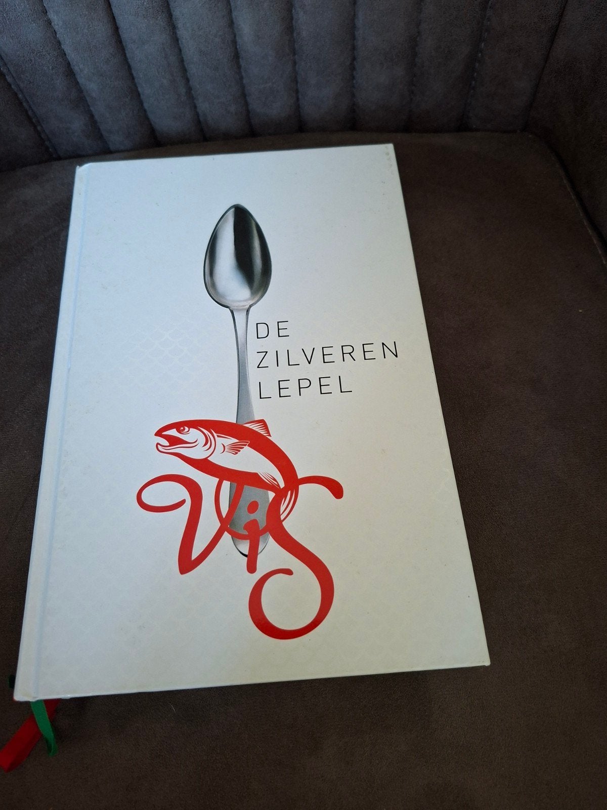 De Zilveren Lepel Vis & Zeevruchten kookboek, Hoofdgerechten, Ophalen of Verzenden, Zo goed als nieuw, Italië