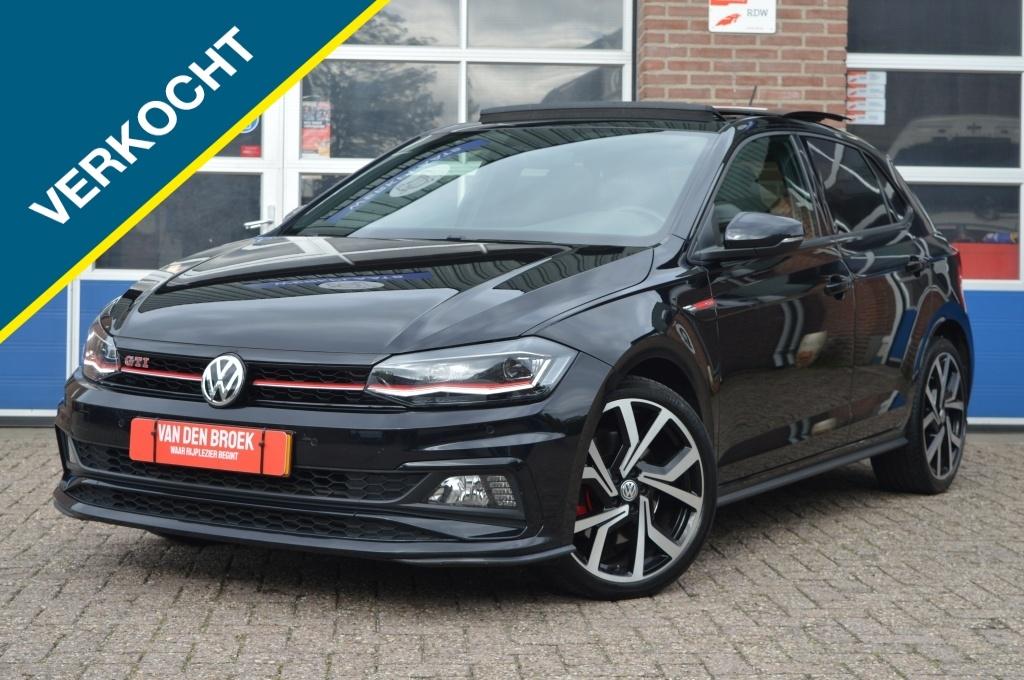 Volkswagen Polo 2.0 TSI GTI | AUT - PANODAK - CAMERA, Automaat, Stof, Gebruikt, Euro 6