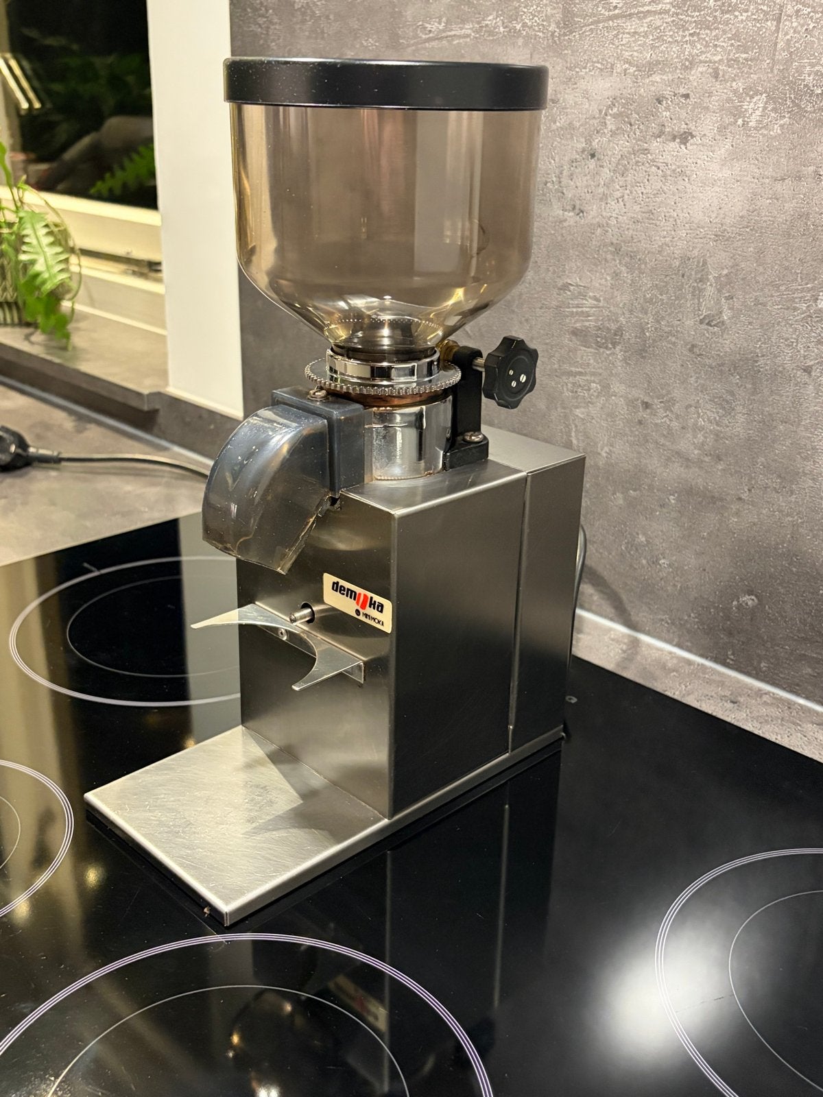Demoka Mini Moka M-203 Koffiemolen, Ophalen, Gebruikt, Overige modellen, 10 kopjes of meer