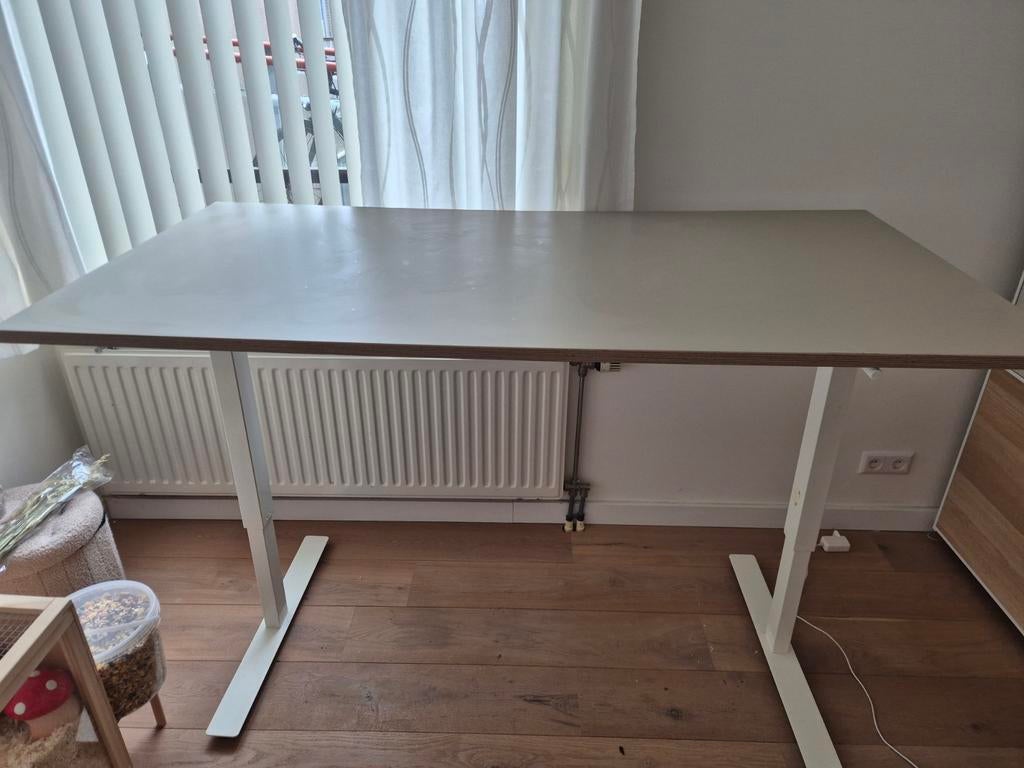 Ikea Skarsta zit-sta bureau 80x160 cm - Z.g.a.n., Huis en Inrichting, Bureaus, Ophalen