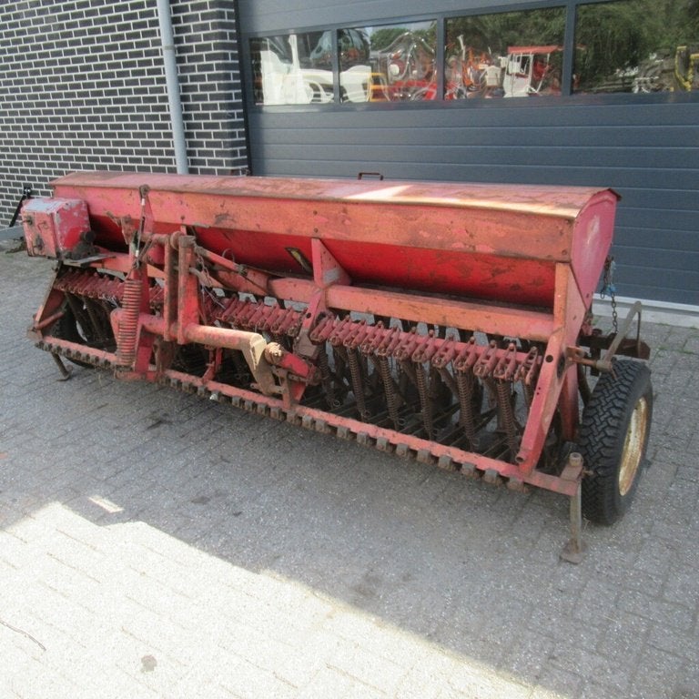 Saxonia A201 Zaaimachine 3 meter breed 32 pijpen, Zakelijke goederen, Agrarisch | Werktuigen, Overige, Zaaien, Planten of Poten