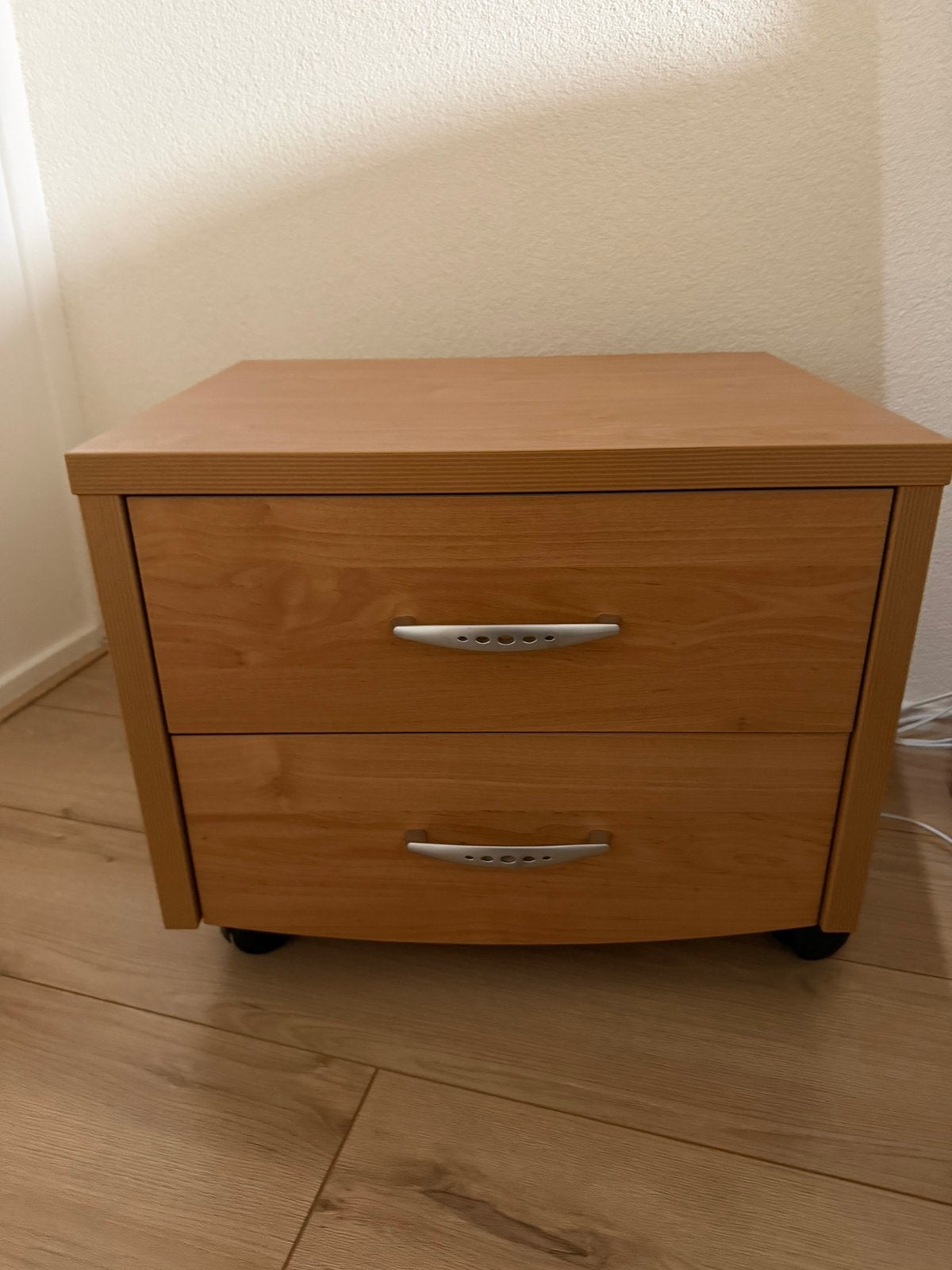 Nachtkastje 50/40 cm, Ophalen, Zo goed als nieuw, Minder dan 45 cm, Minder dan 55 cm