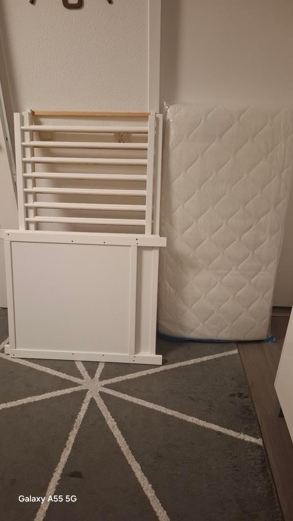 Ledikant wit met matras 120x60, Ophalen, Gebruikt, Ledikant