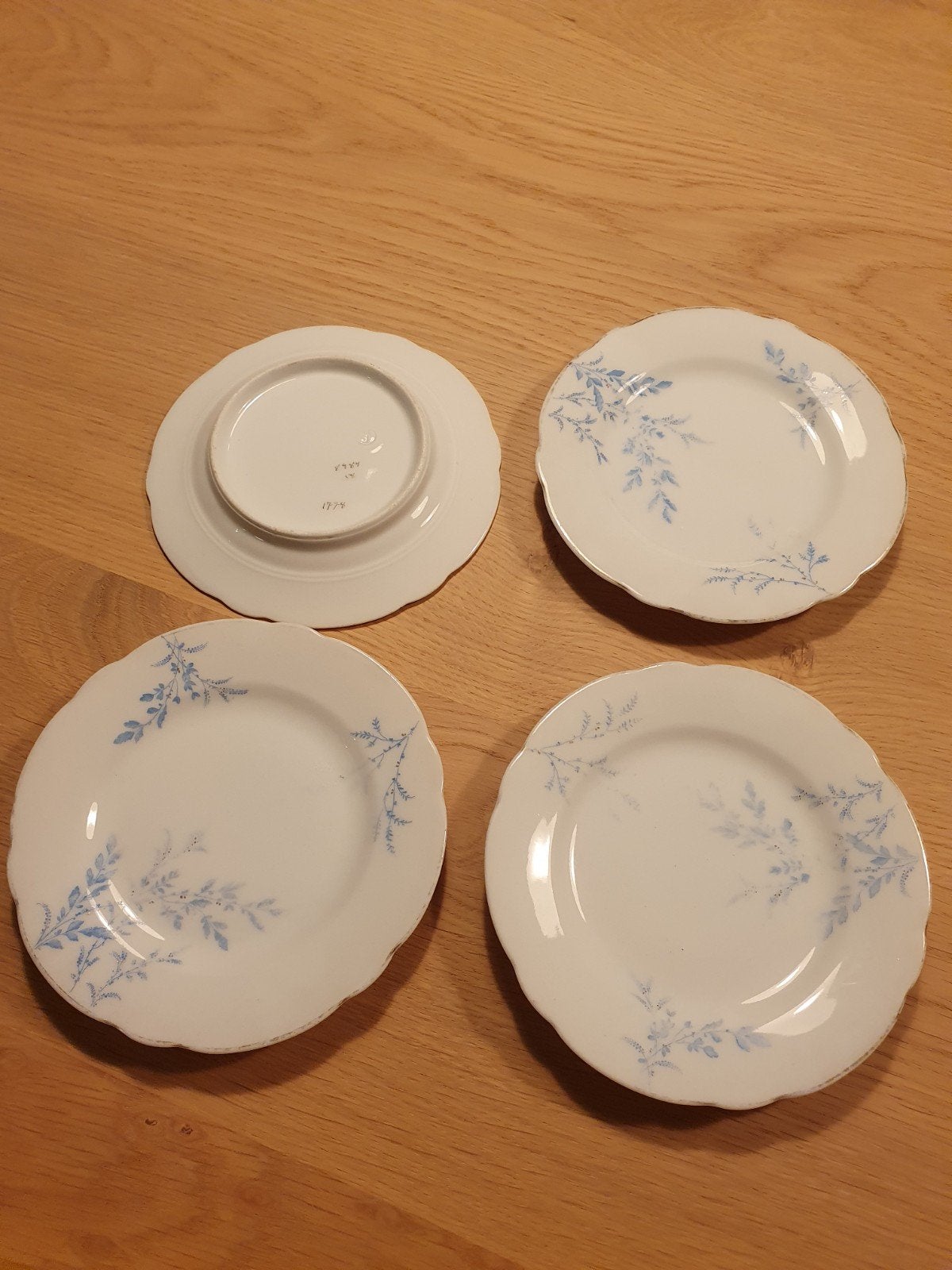 4 prachtige antieke porseleinen bordjes uit 1778 €39, Antiek en Kunst, Ophalen of Verzenden