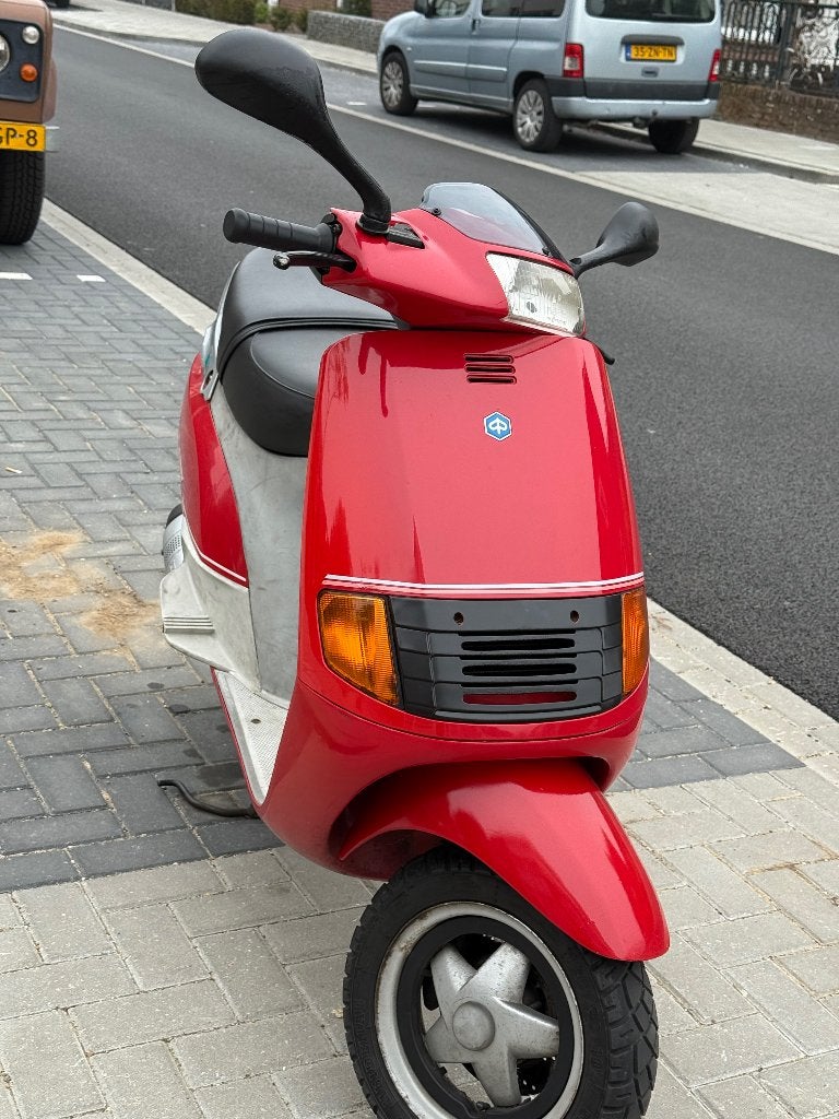 Piaggio quartz, Fietsen en Brommers, Brommers | Overige merken, Gebruikt, Maximaal 45 km/u, Ophalen