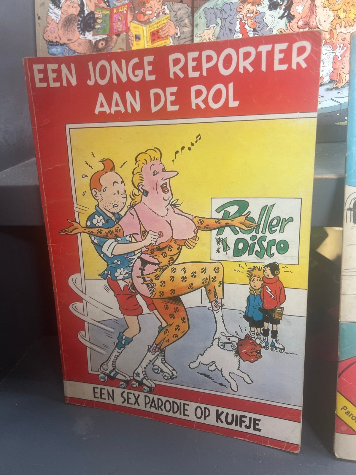 Een Jonge Reporter aan de Rol - Kuifje Parodie, Boeken, Eén stripboek, Ophalen of Verzenden, Gelezen