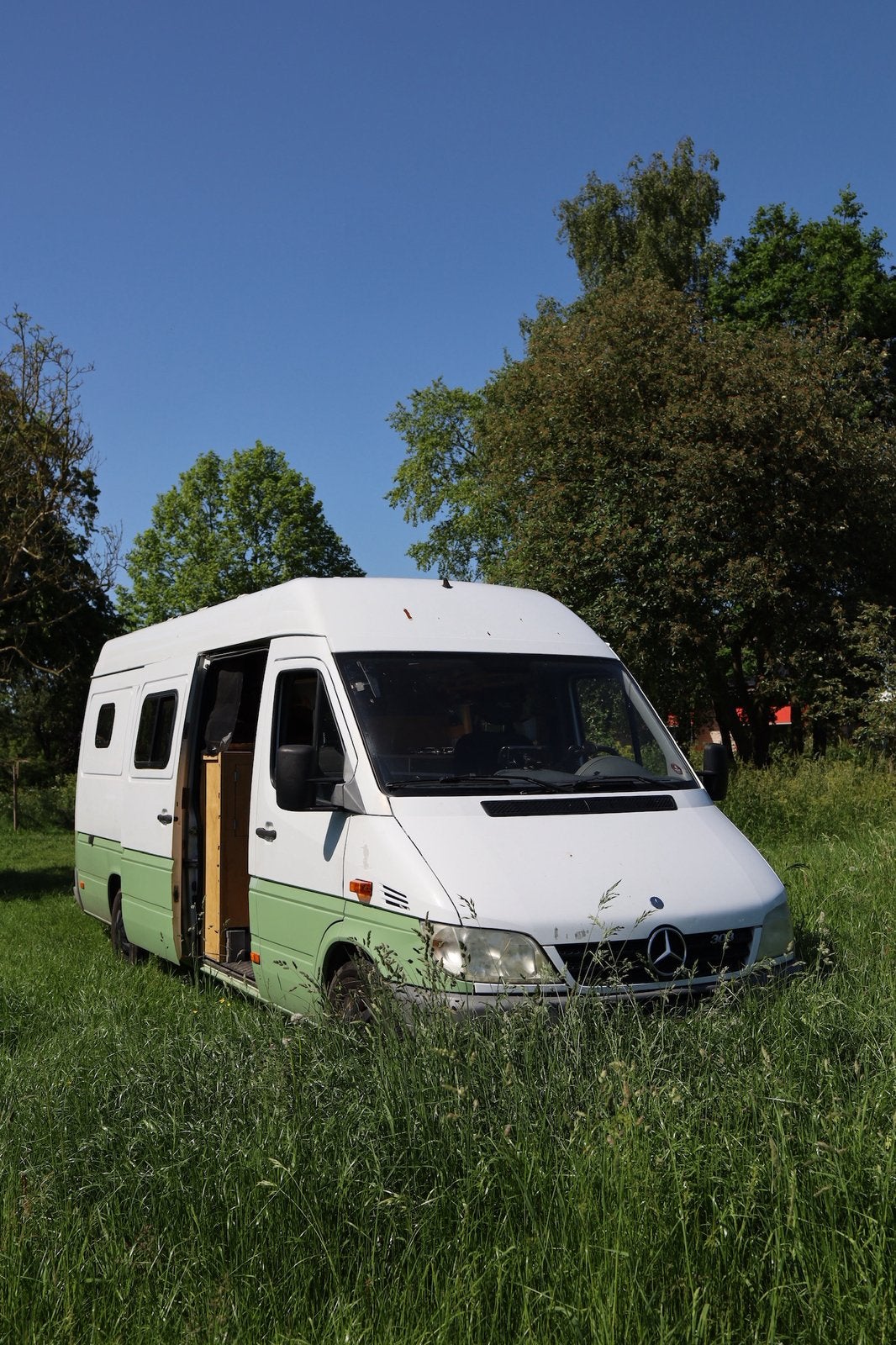 Caravans And Camping Mercedes