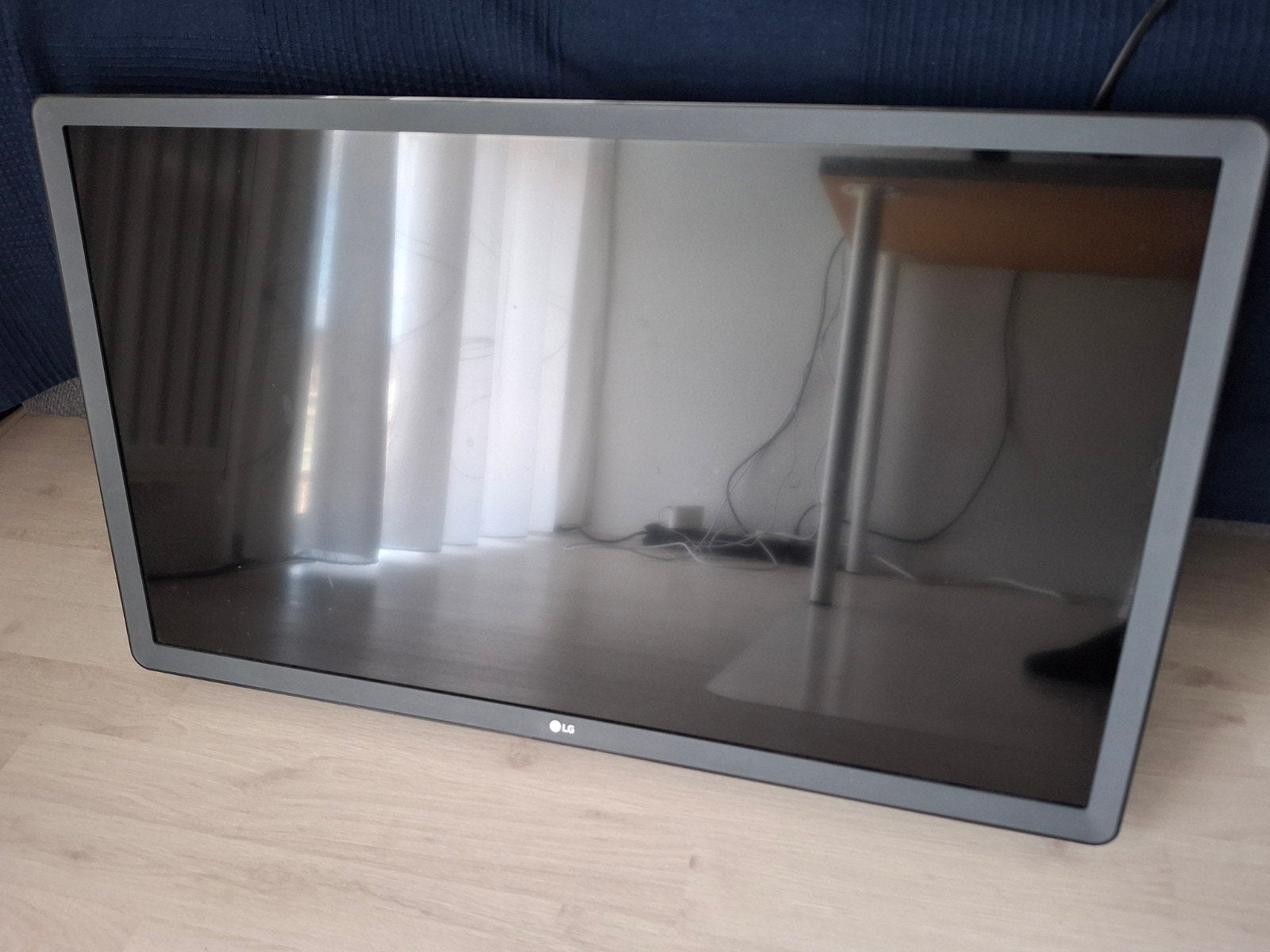 LG 32 inch TV scherm met afstandsbediening, Ophalen, LED, 50 Hz, 80 tot 100 cm