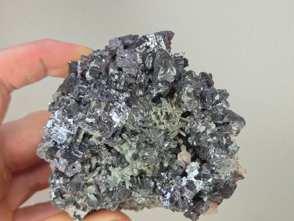 Galeniet met Calciet UV en Kwarts, Ophalen of Verzenden, Mineraal