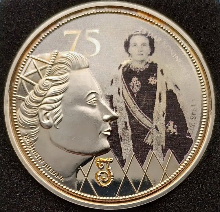 Penning 75 jaar Koningin Juliana 1948-2023 (a), Verzenden, Overige materialen