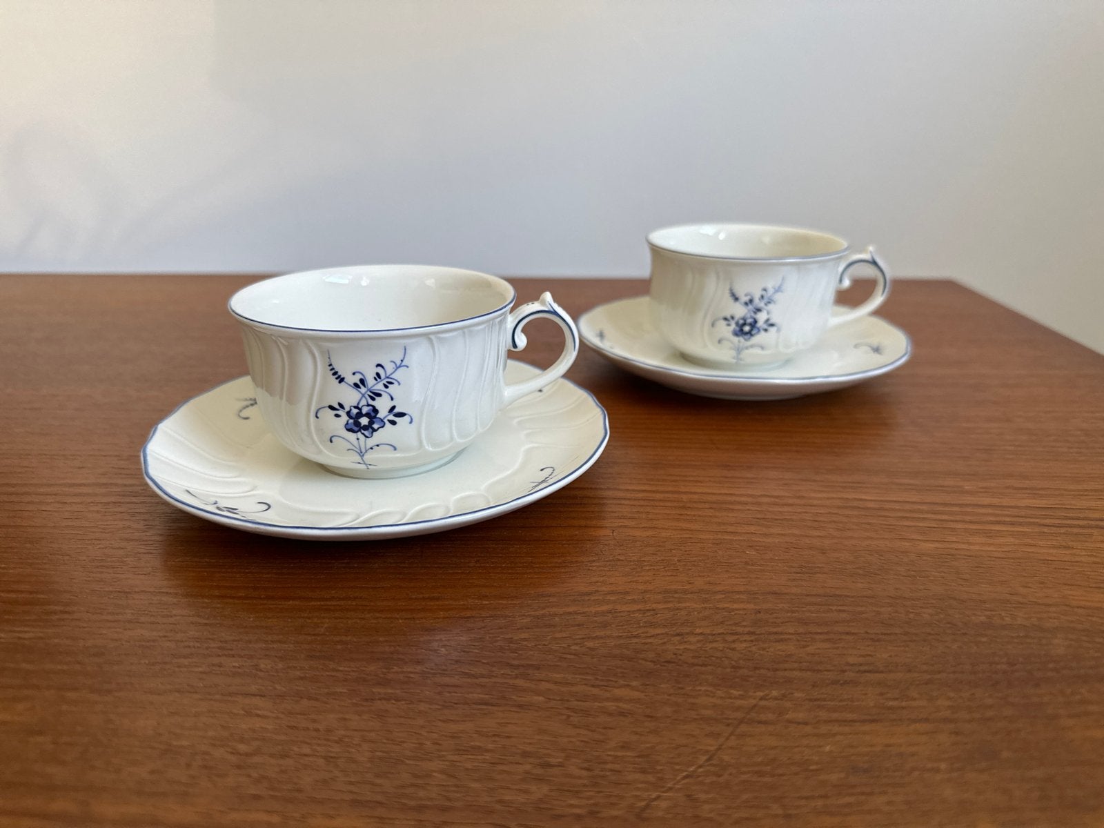 2 x Villeroy & Boch Vieux Luxembourg theekopjes met schotels, Ophalen, Klassiek, Villeroy & Boch, Zo goed als nieuw