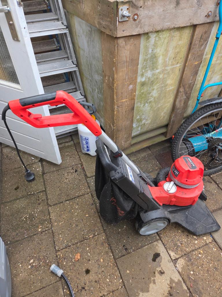 IKRA Mogatec KLS 2000 Bladblazer/Bladzuiger, Gebruikt, Met opvangzak, Handgedragen, Ophalen of Verzenden