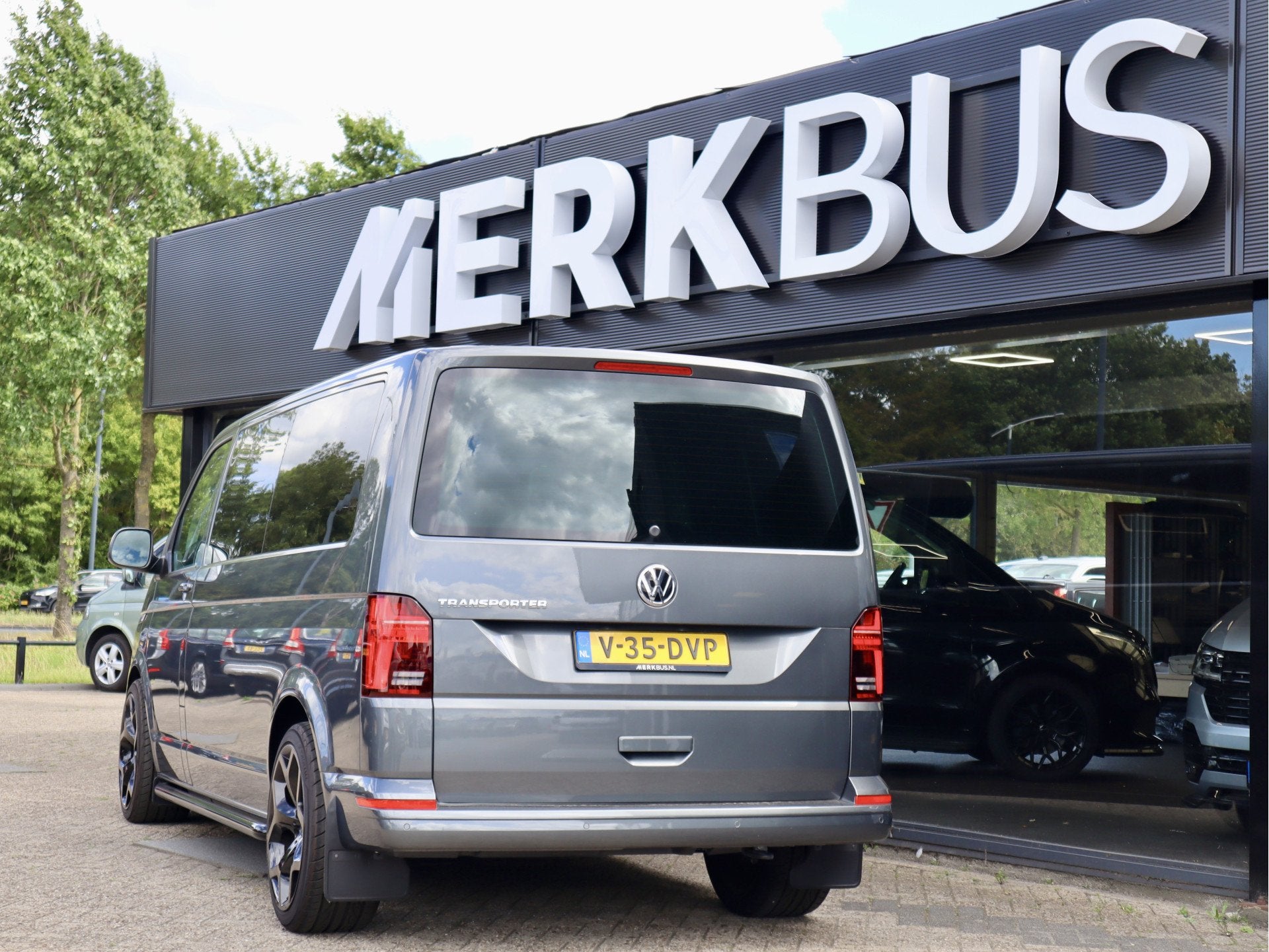 Volkswagen Transporter 2.0 TDI BULLI 150PK DSG LUXE DUBBELE, Gebruikt, 4 cilinders, 150 pk, Volkswagen