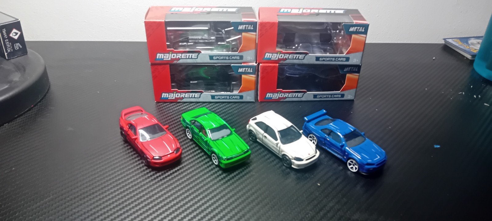 Majorete display auto's. Kan appart of samen kopen., Ophalen of Verzenden, Zo goed als nieuw