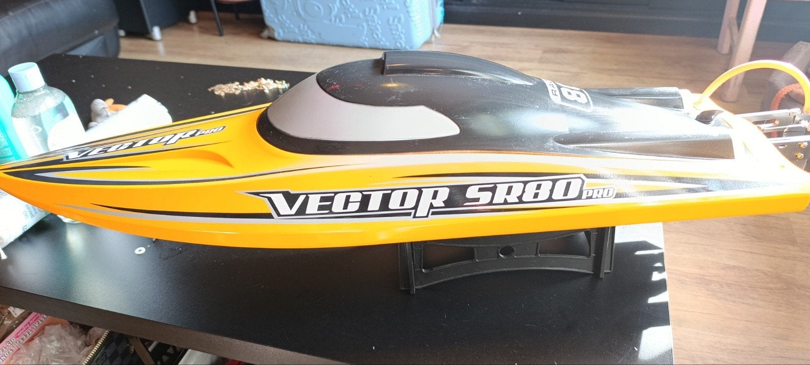 RC Speedboot Vector SR80 Pro met zender en ontvanger, Ophalen of Verzenden, Zo goed als nieuw