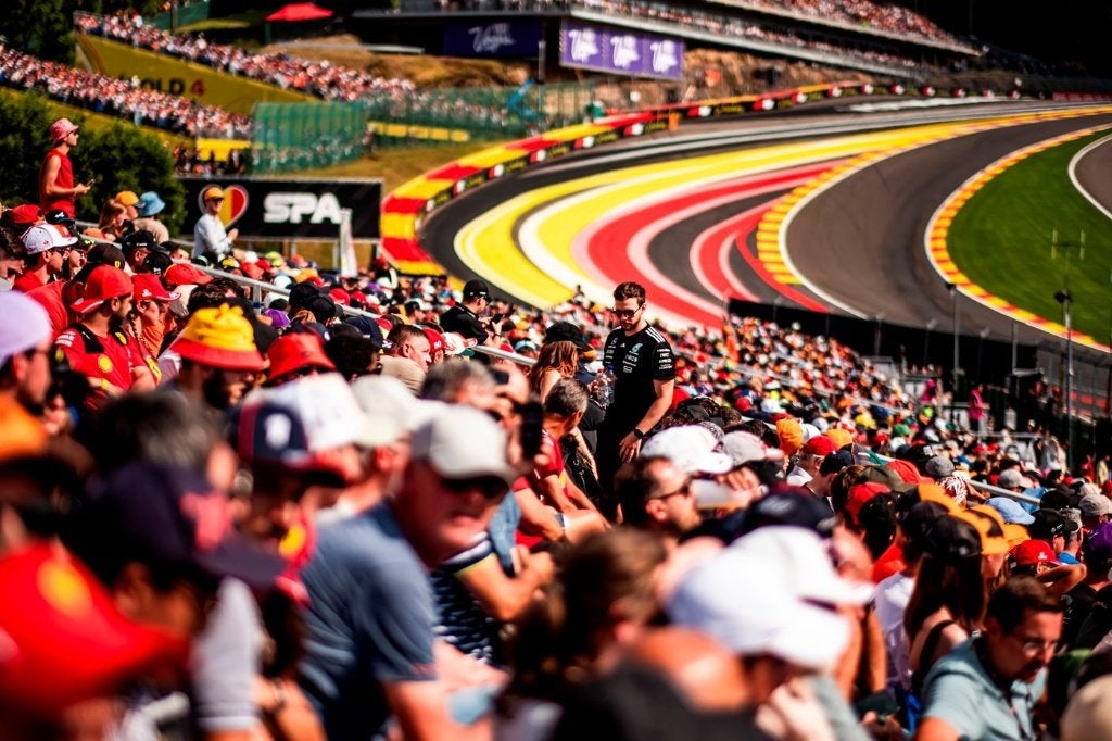 2x GP Spa F1 Weekend Kaarten - Fanzone Grandstand, Twee personen, Meerdaags