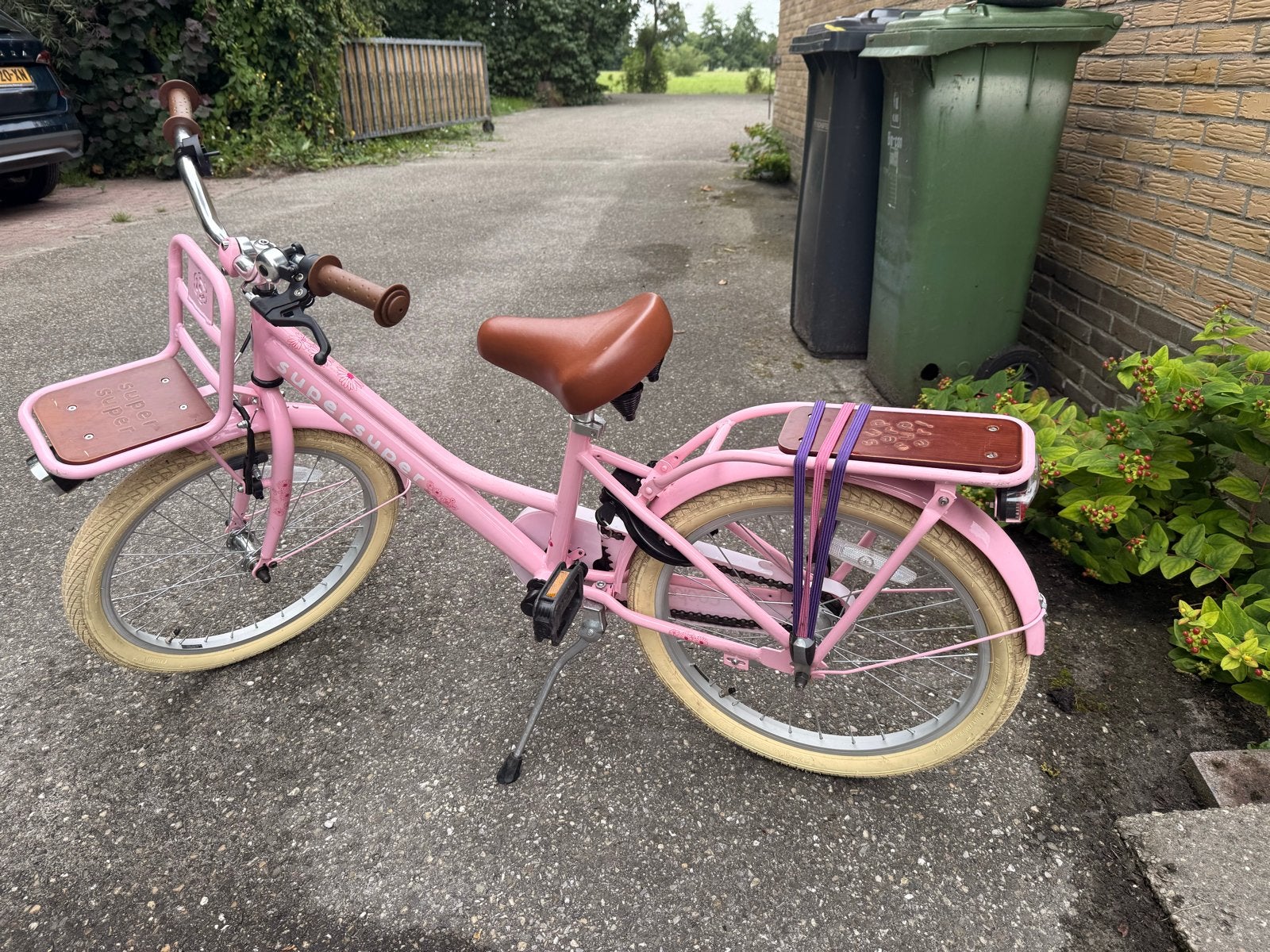 Roze kinderfiets Supersuper Cooper 20 inch, Fietsen en Brommers, Fietsen | Kinderfietsjes, Ophalen, Gebruikt, Velgrem, 20 inch of meer