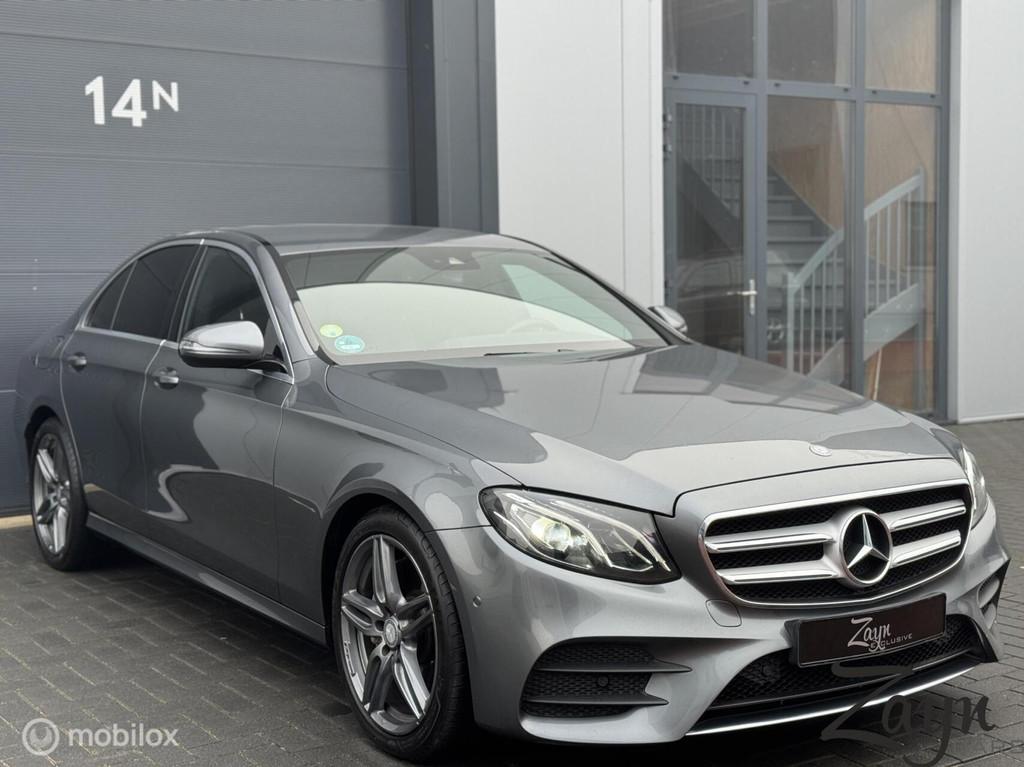 Mercedes E-klasse 220D AMG-Pakket | 19'' | Widescreen |, Auto's, Mercedes-Benz, Automaat, Achterwielaandrijving, Gebruikt, 4 cilinders