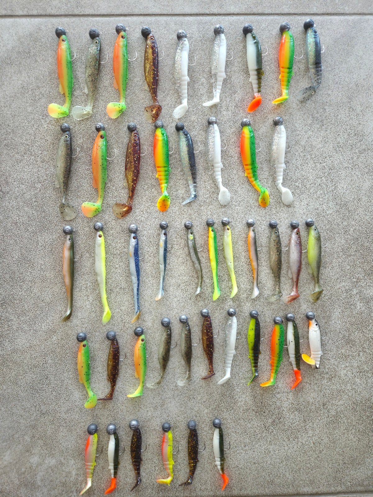 Savage Gear 132pcs r2f. Shad, crankbait, twitchbait, blades., Ophalen of Verzenden, Gebruikt, Complete set