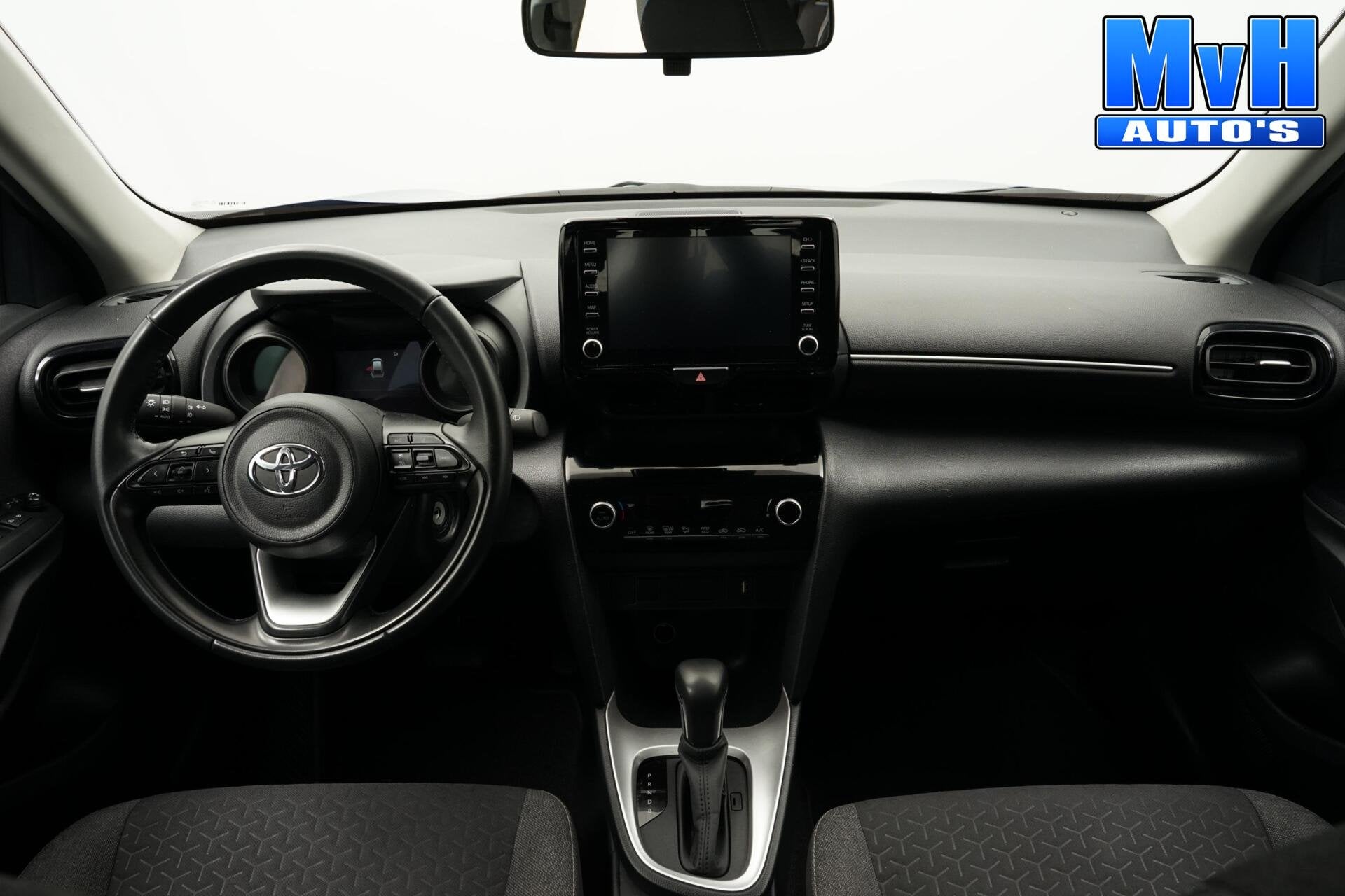 Toyota Yaris Cross 1.5 Hybrid Active|CAMERA|ADAP.CRUISE|LED, Stof, Gebruikt, 750 kg, Start-stop-systeem
