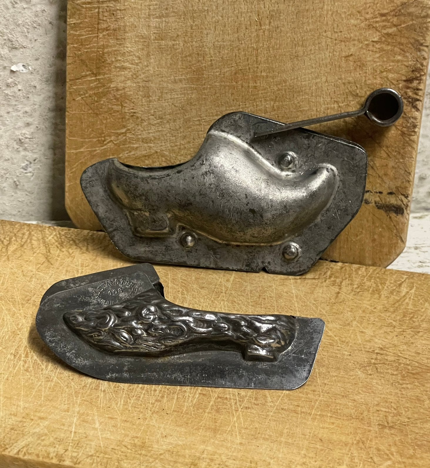 Brocante oude chocoladevorm / chocolademal Klompje, Antiek en Kunst, Ophalen of Verzenden