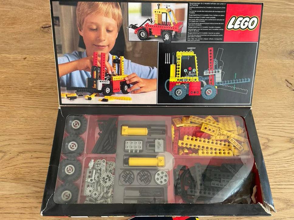 Lego Technic 8843 Vorkheftruck Vintage met Doos & Handleidin, Kinderen en Baby's, Speelgoed | Duplo en Lego, Ophalen of Verzenden