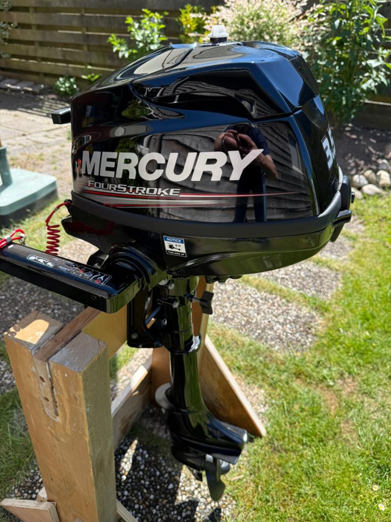 Mercury 3.5 PK Fourstroke Buitenboordmotor - Zo goed als nie, Watersport en Boten, Buiten- en Binnenboordmotoren, Zo goed als nieuw