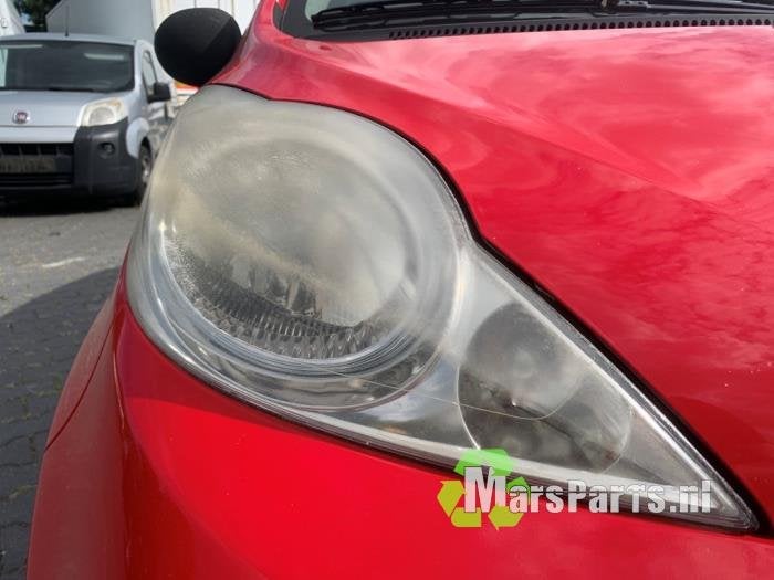 Koplamp rechts van een Peugeot 107, Auto-onderdelen, Verlichting, Gebruikt, -, -, Ophalen of Verzenden