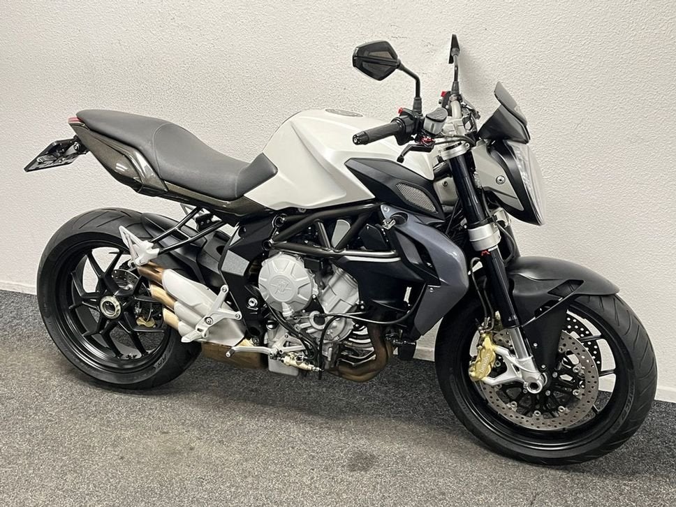 ⭐️⭐️MV Agusta BRUTALE 675 MV AGUSTA DEALER⭐️⭐, 675 cc, Motorrijbewijs A, MV Agusta, Bedrijf