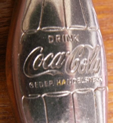 FIFTIES Coca-Cola flesopener opener van Coca Cola fles NL, Verzamelen, Ophalen of Verzenden, Nieuw, Gebruiksvoorwerp