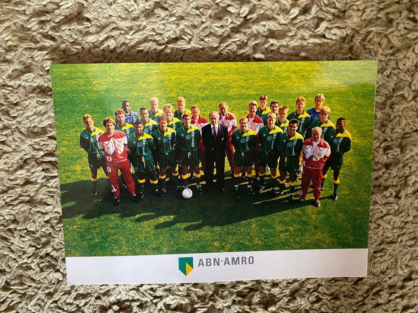 Ajax Elftal foto van 1991-1992. Bergkamp, van der Sar, etc, Verzamelen, Ophalen of Verzenden, Zo goed als nieuw, Ajax, Spelerskaart
