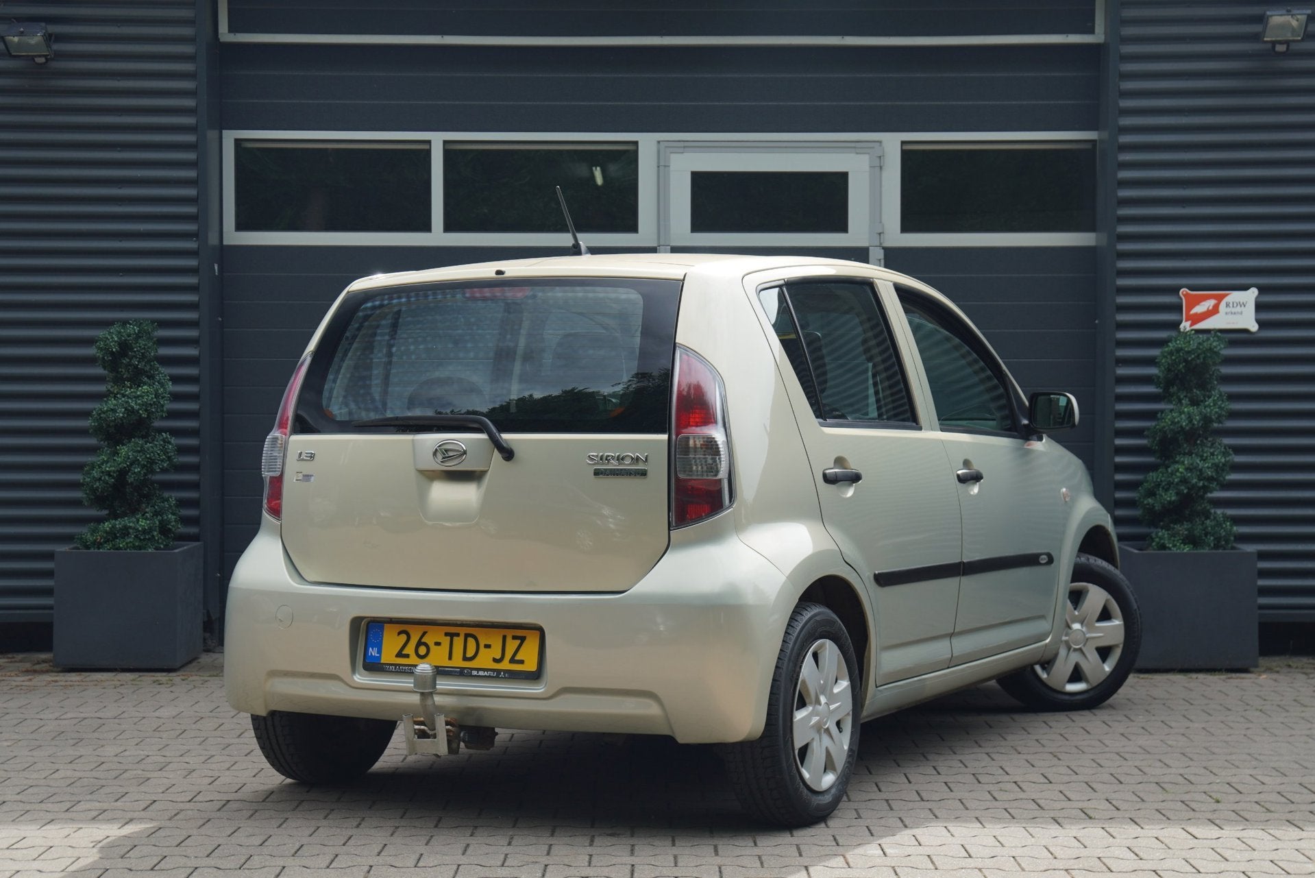 Daihatsu Sirion 2 1.3-16V 5DRS Comfort AUTOMAAT AIRCO TREKHA, Auto's, Daihatsu, Dealer onderhouden, Stof, Gebruikt, 4 cilinders