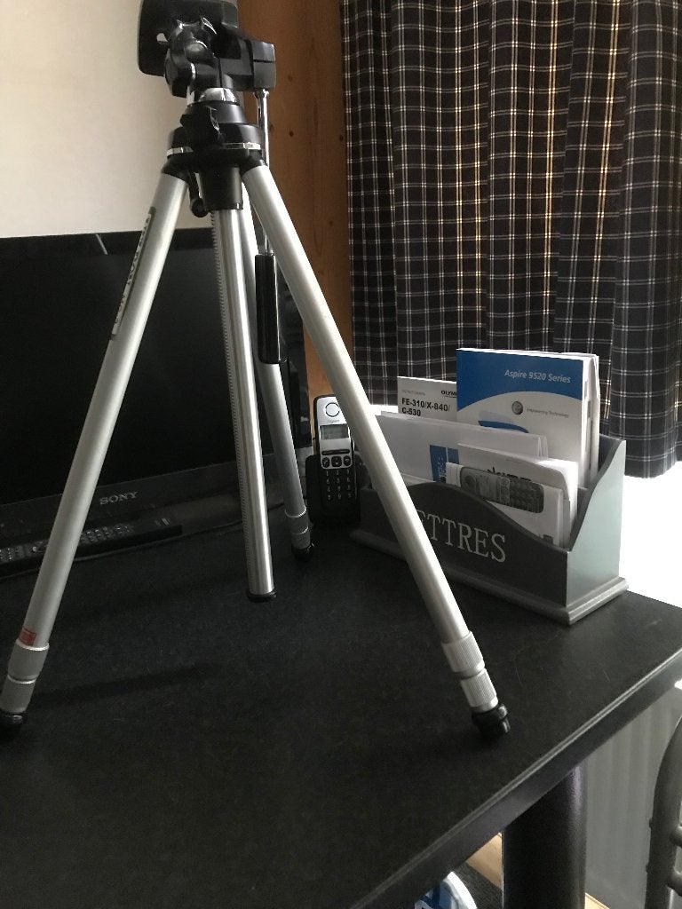 Statief fototoestel., Ophalen, 125 cm of minder, Velbon, Flexibele poten
