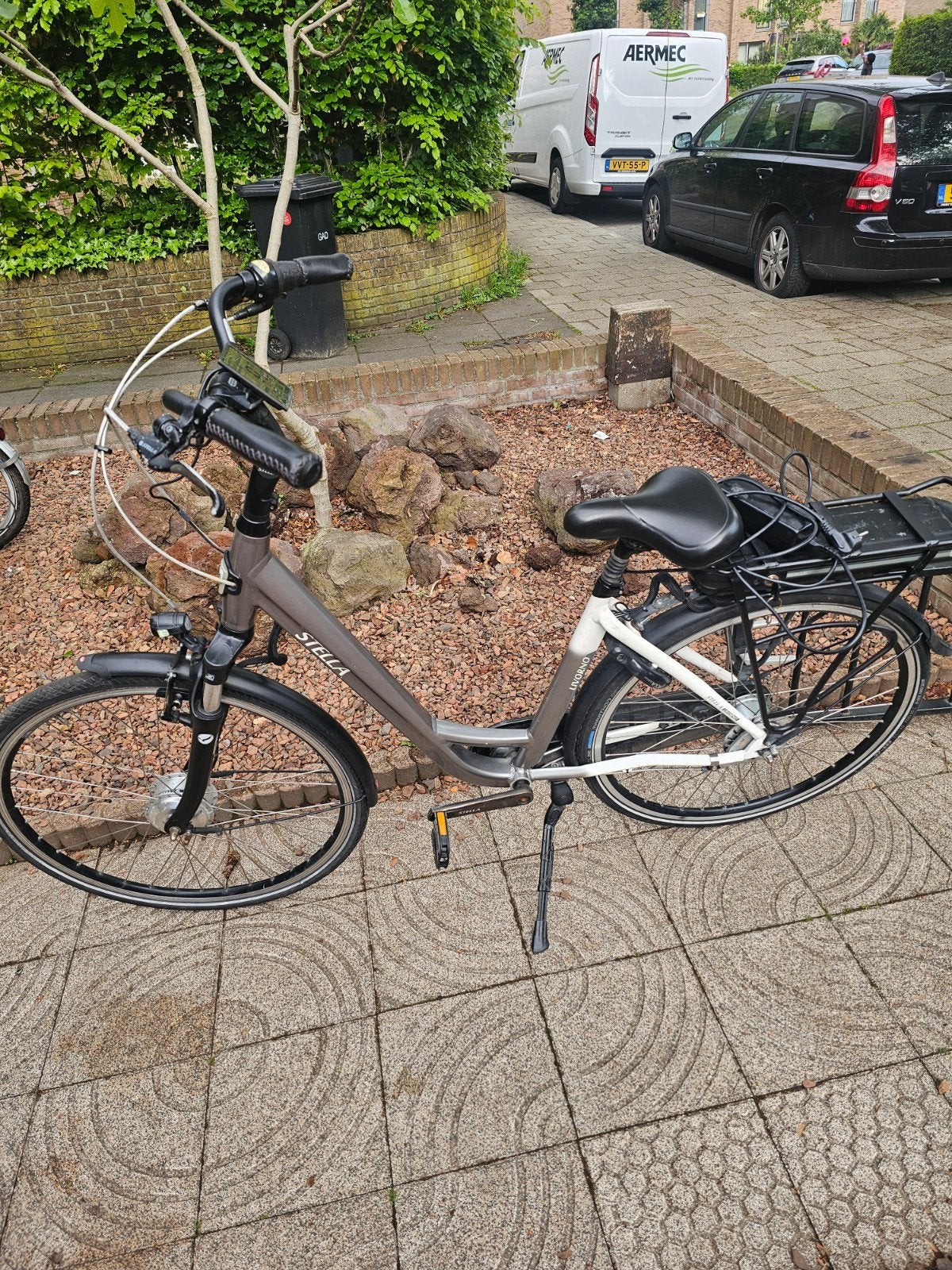 Stella Livorno elektrische damesfiets met mandje., 51 tot 55 cm, Ophalen of Verzenden, Zo goed als nieuw, Overige merken