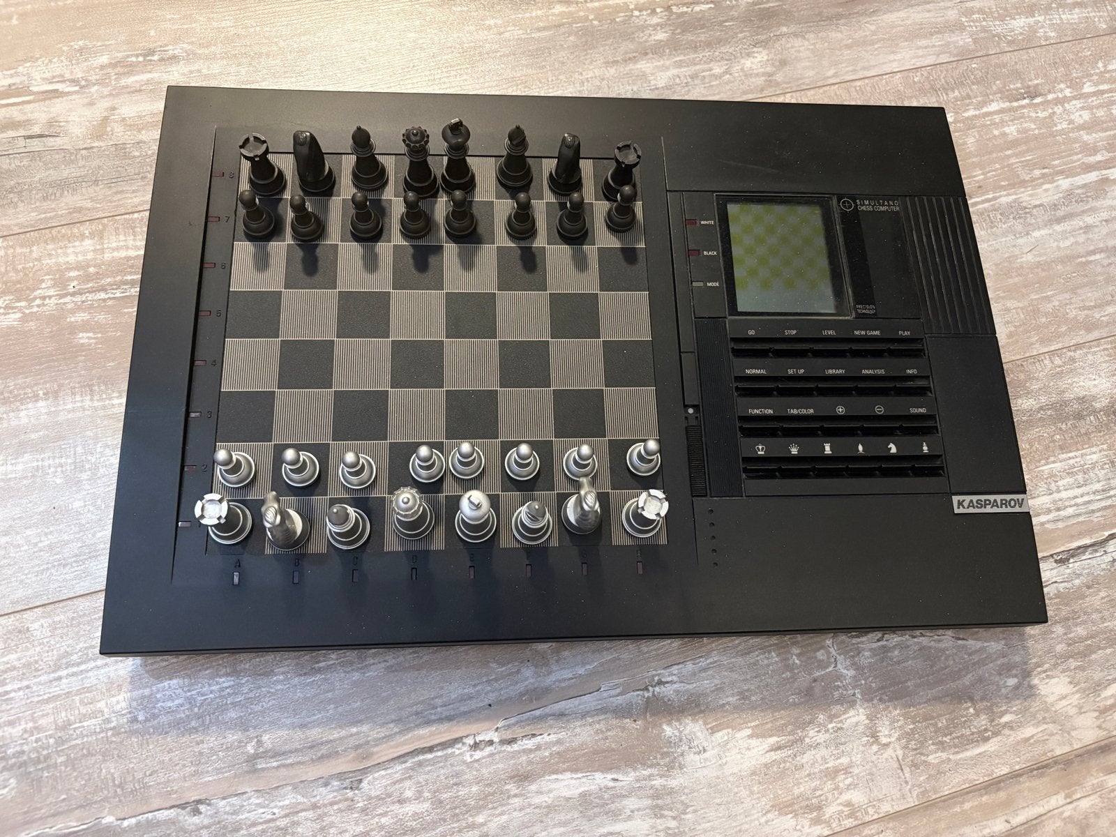 Saitek Kasparov Simultano Elektronisch Schaakspel, Ophalen of Verzenden, Minder dan 500 stukjes, Gebruikt, Schaken
