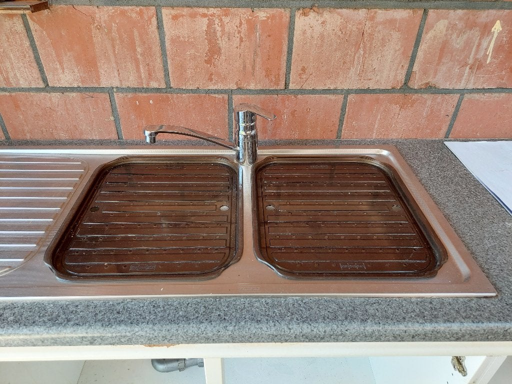 Dubbele spoelbak met kraan, Ophalen, Gebruikt, 50 tot 100 cm, Minder dan 100 cm