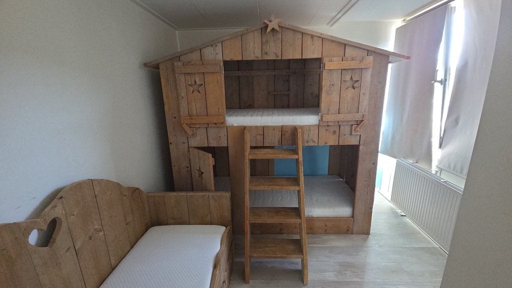 Boomhutbed steigerhout stapelbed, Ophalen, 85 tot 100 cm, Zo goed als nieuw, Matras