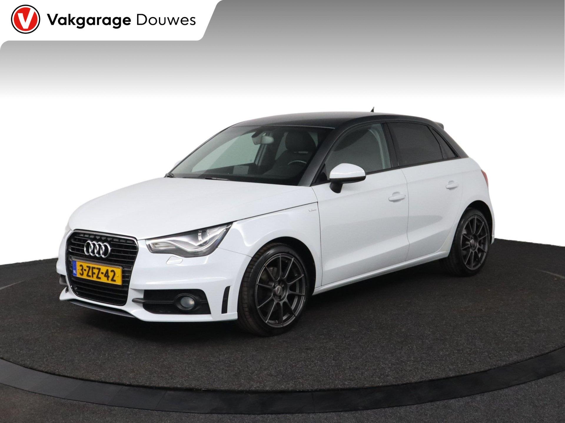 Audi A1 Sportback 1.4 TFSI Ambition Pro Line Business Leer|5, Auto's, Audi, Voorwielaandrijving, Euro 5, Zwart, 4 cilinders