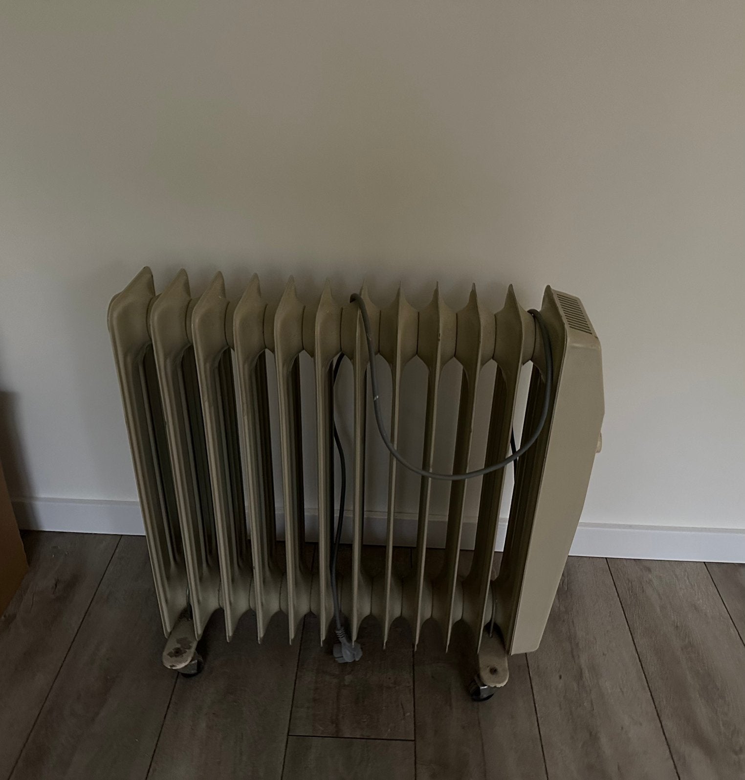 Kachel, elektrische verrijdbare radiator, Samarys, Ophalen, 30 tot 80 cm, Gebruikt, Kachel