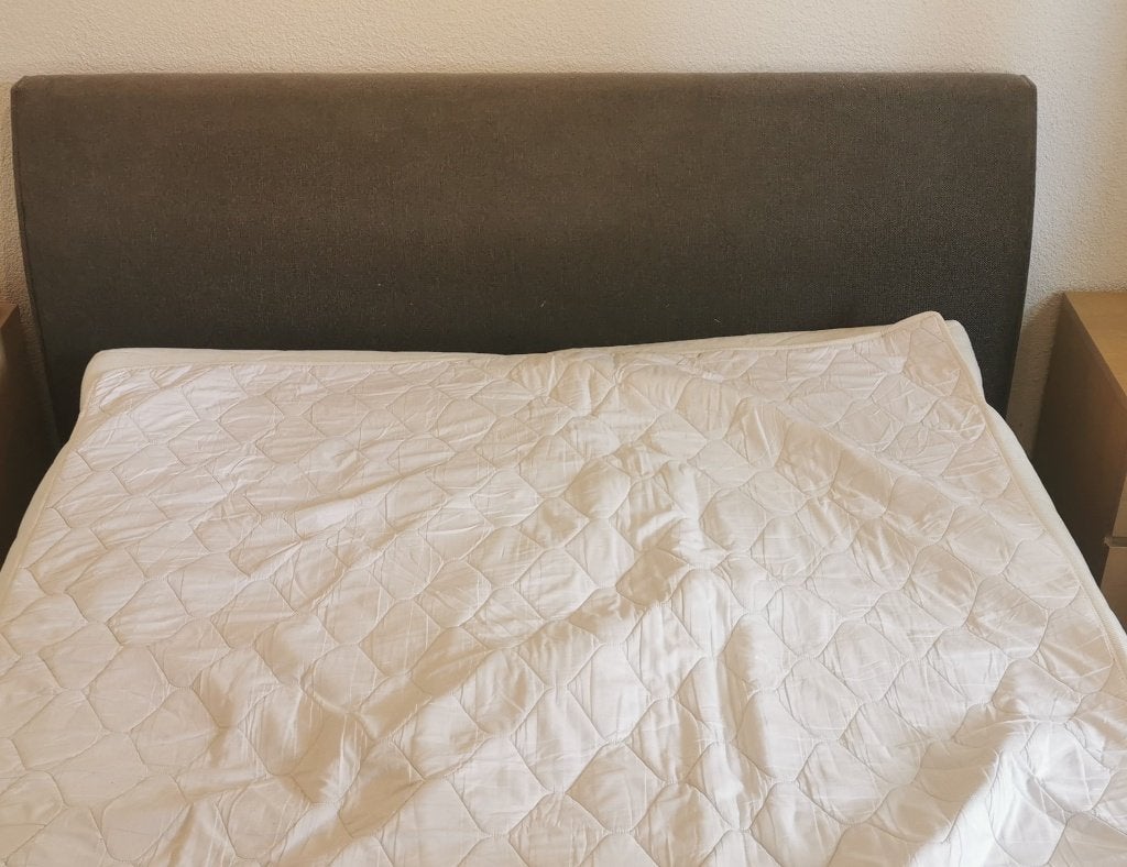 Gratis: Boxspring BeterBed160x200, Huis en Inrichting, Ophalen, Gebruikt, Boxspring met achterbord in de kleur Antraciet, Zwart