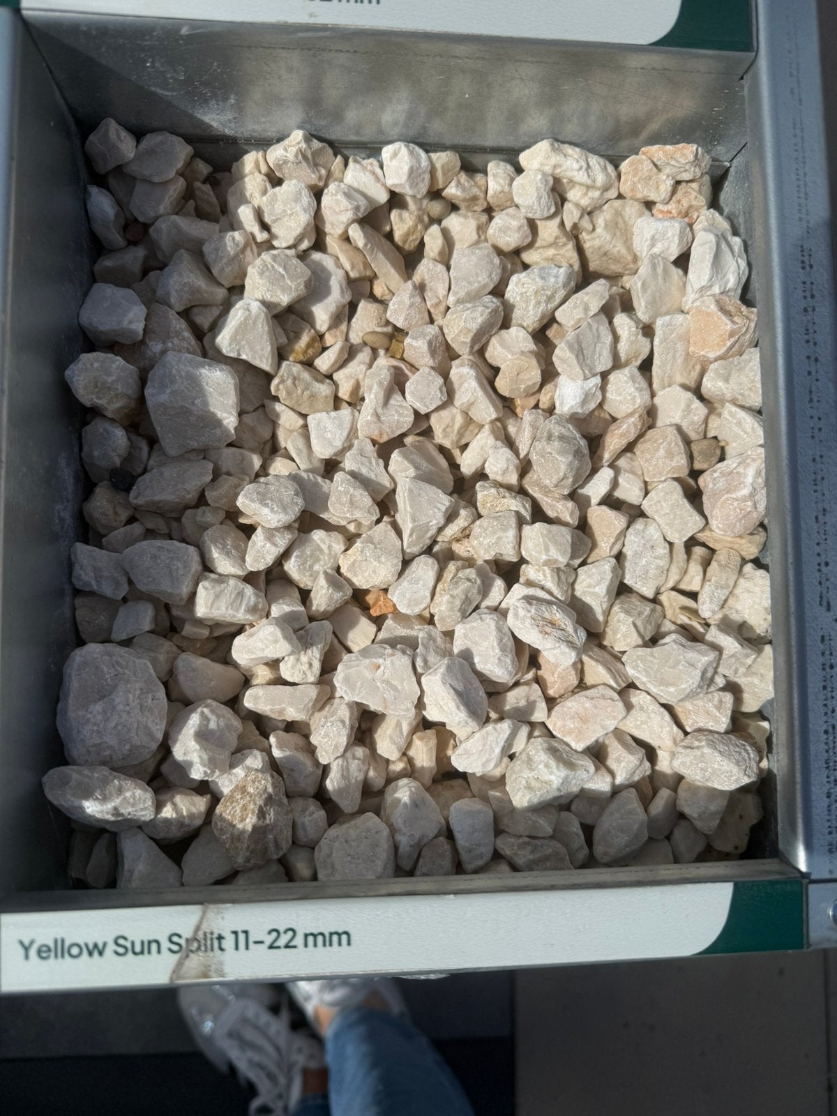 Split 8-16 mm yellow sun split € 3,94 per zak, Tuin en Terras, Grind, Keien en Split, Overige materialen, Beige, Nieuw, Ophalen of Verzenden