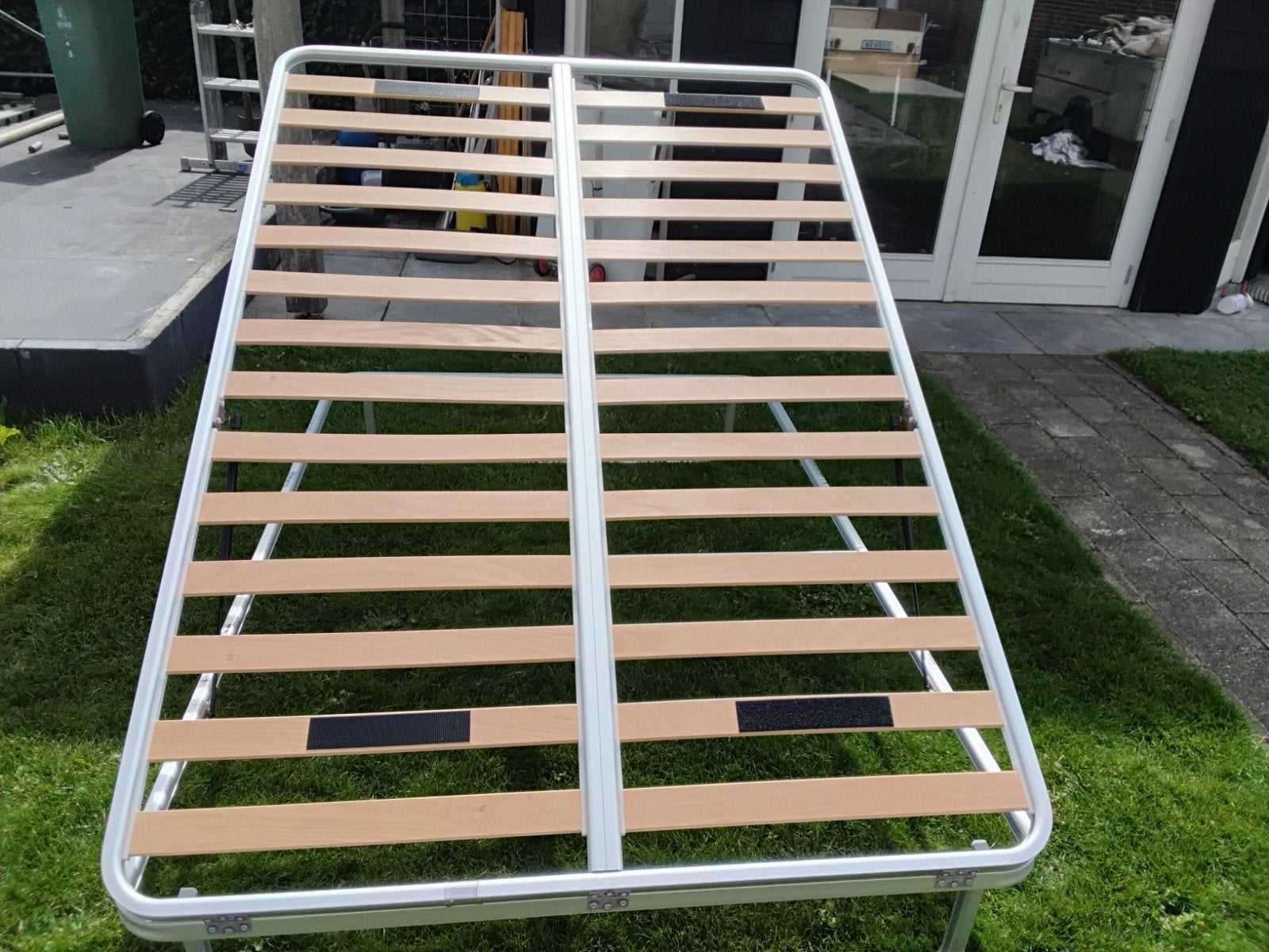 Holtkamper lattenbodem in aluminium frame., Ophalen