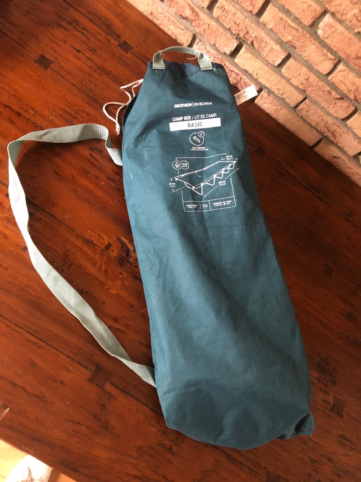 Quechua Basic Campingbed - Compact en Stevig, Ophalen, Zo goed als nieuw