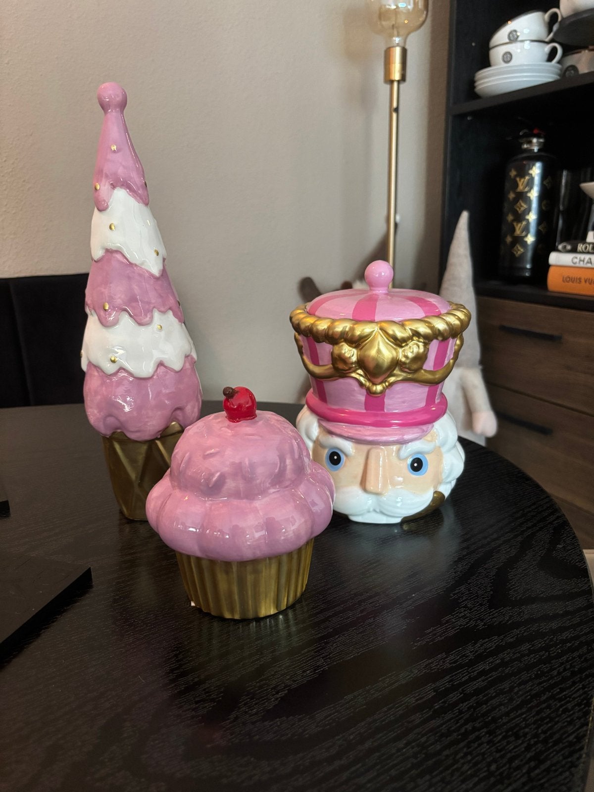 Roze Kerstdecoratie Set: Notenkraker, Cupcake & Boom, Ophalen of Verzenden, Zo goed als nieuw, Roze, Modern