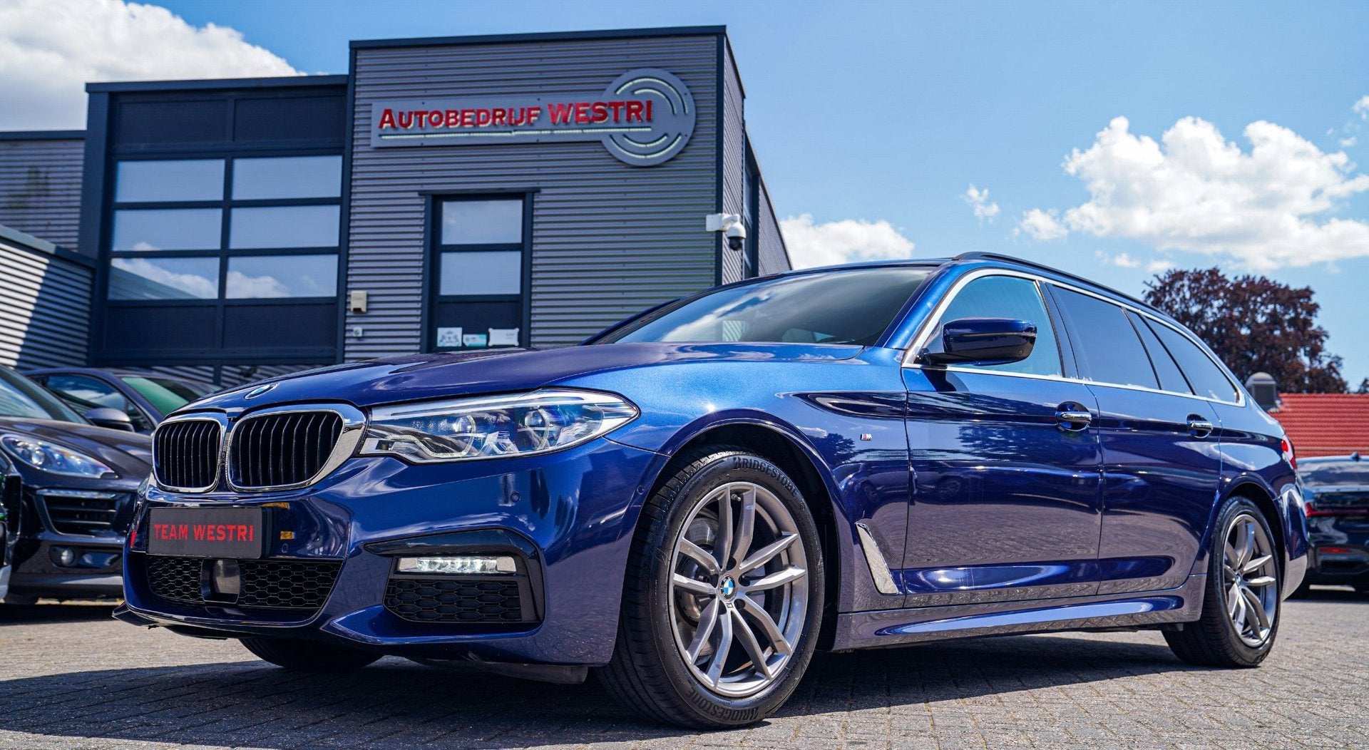 BMW 5-serie Touring 520i High Executive | M-pakket | Panoram, Auto's, BMW, Bedrijf, Te koop, 5-Serie, 360° camera, ABS, Achteruitrijcamera