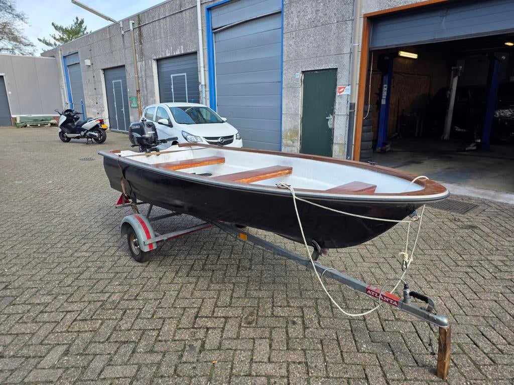 Complete Sloep 4m met Suzuki 6pk Motor en Trailer, Gebruikt, Ophalen of Verzenden, Buitenboordmotor, Polyester