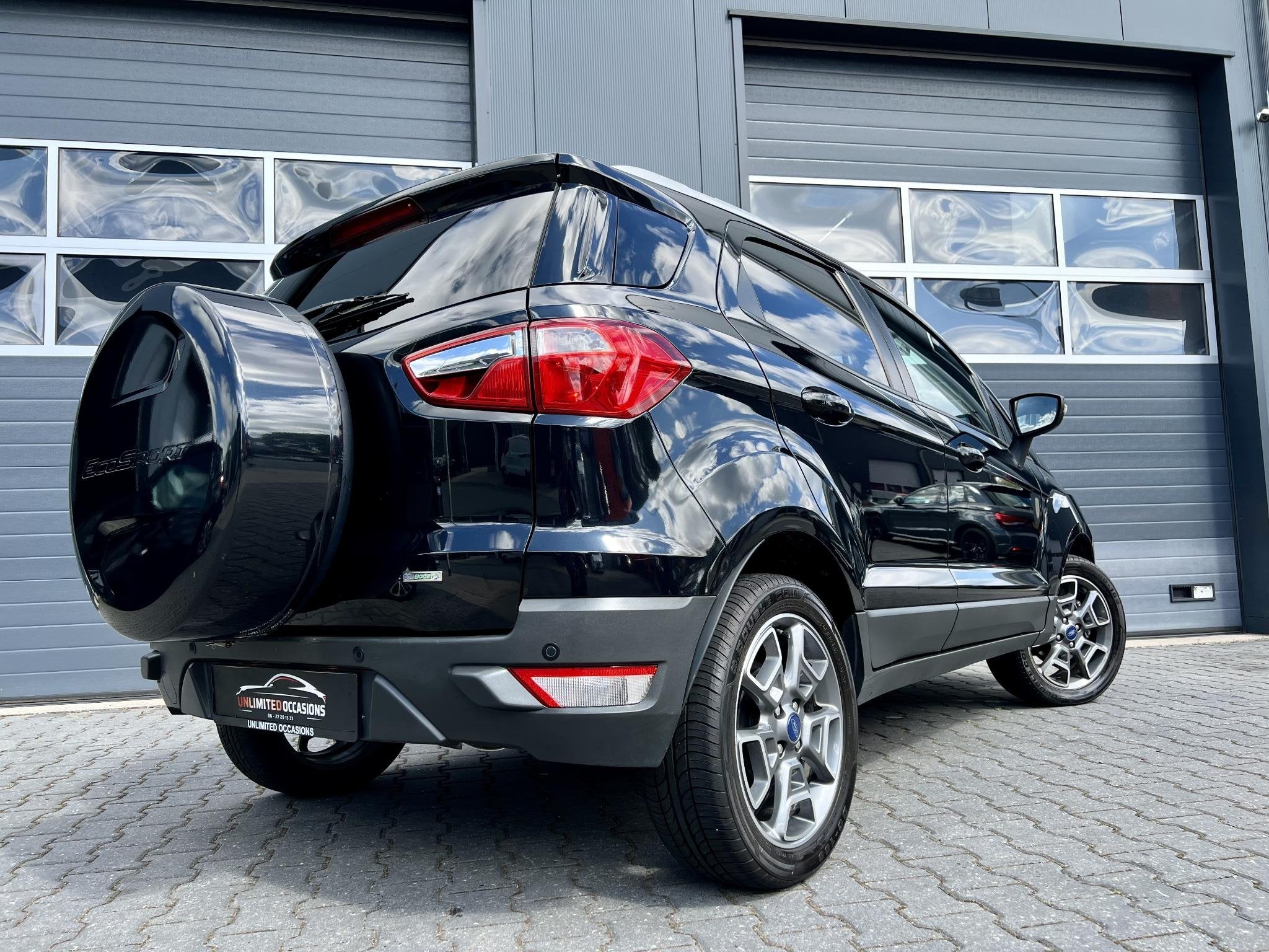 Ford EcoSport 1.0 EcoB. Titanium *MINI SUV*SPORT, Voorwielaandrijving, Dealer onderhouden, Gebruikt, Ecosport