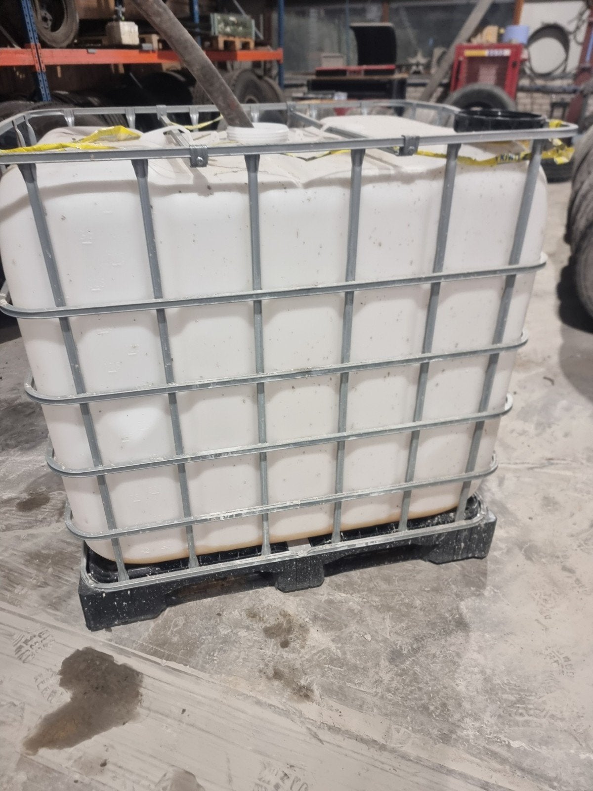 IBC container 1000 liter, Ophalen